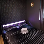 Pop Art - Asterix,cdg,chantilly,disney Apartamento La Chapelle-en-Serval