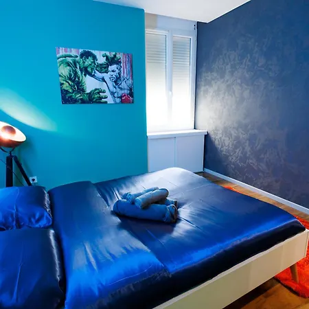 Apartament Pop Art - Asterix,cdg,chantilly,disney