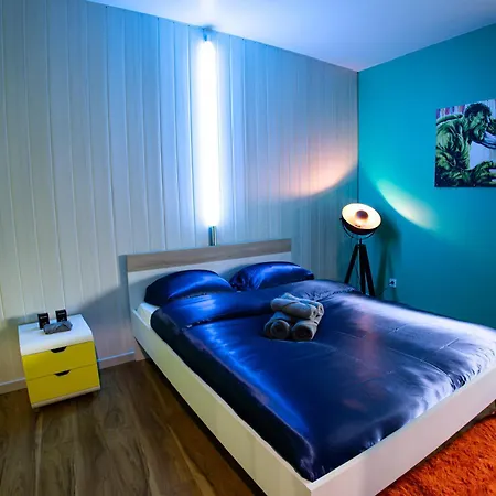 Pop Art - Asterix,cdg,chantilly,disney Apartament *