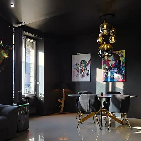 Pop Art - Asterix,cdg,chantilly,disney Apartament *
